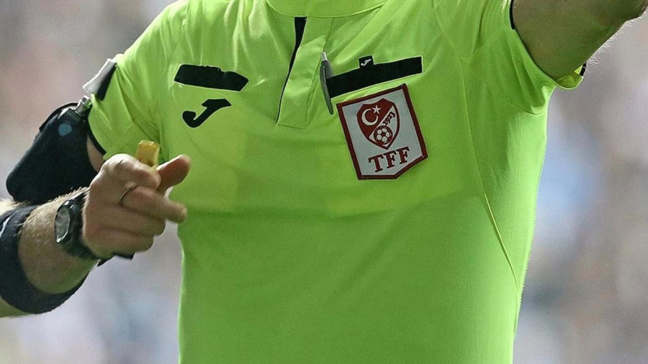 Türkiye – İtalya maçını Michael Oliver yönetecek
