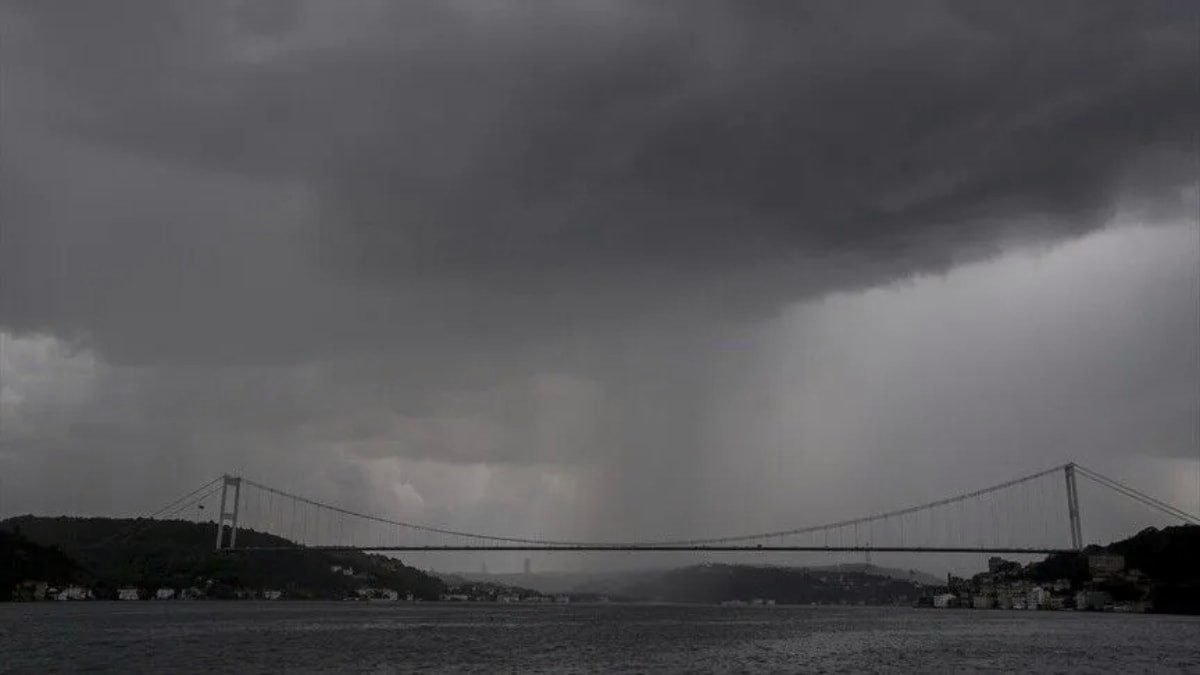 Batı bölgelerinde kuvvetli sağanak bekleniyor