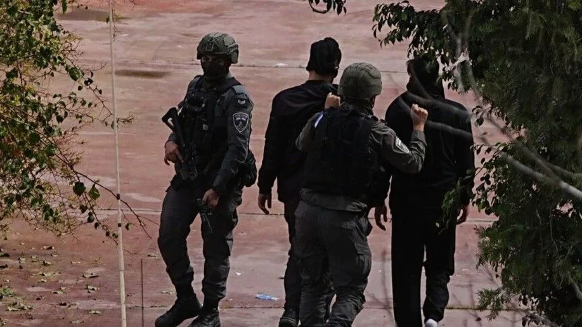 Batı Şeria’da çok sayıda Filistinli gözaltına alındı