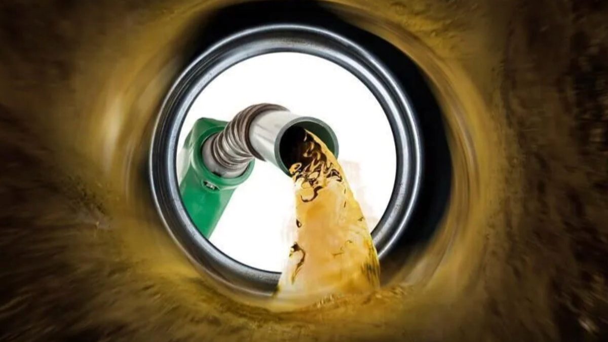 Brent petrol fiyatı Hürmüz gerilimiyle yükseldi