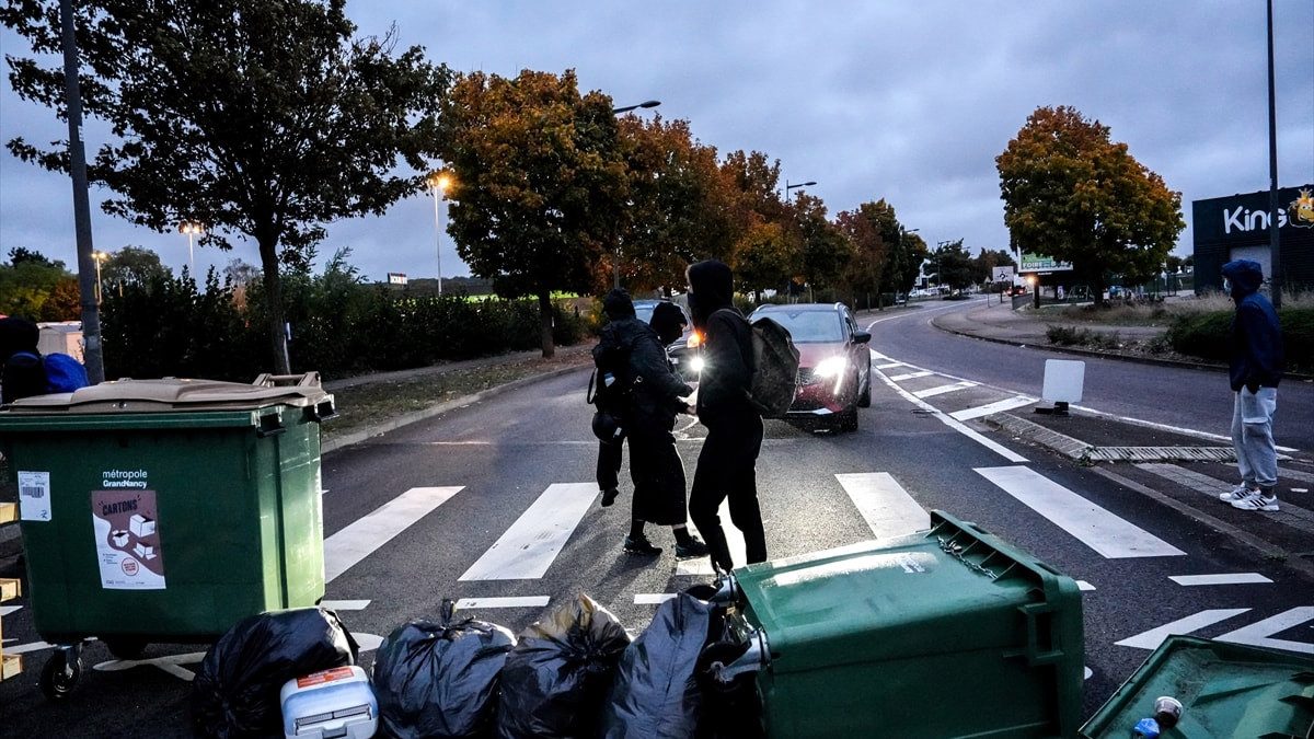 Fransa’da Ekonomik Tepkiler ve Yol Eylemleri