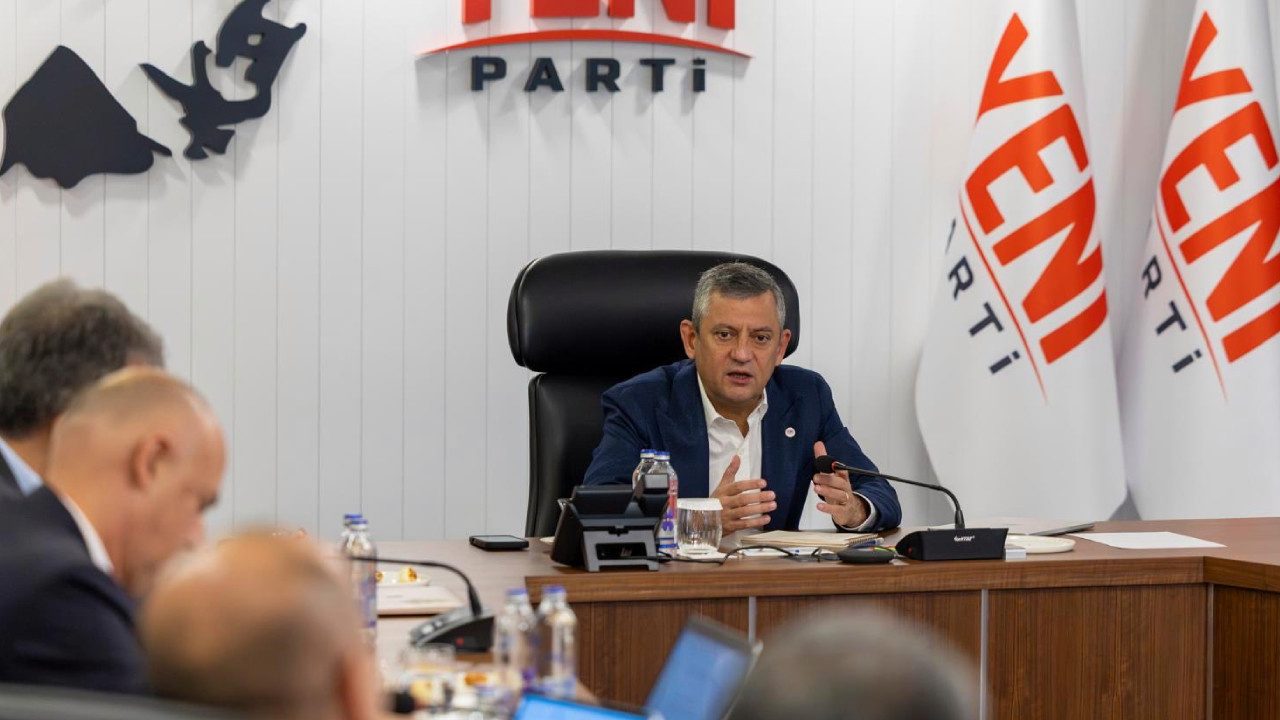 Özgür Özel’den Bakan İddiası