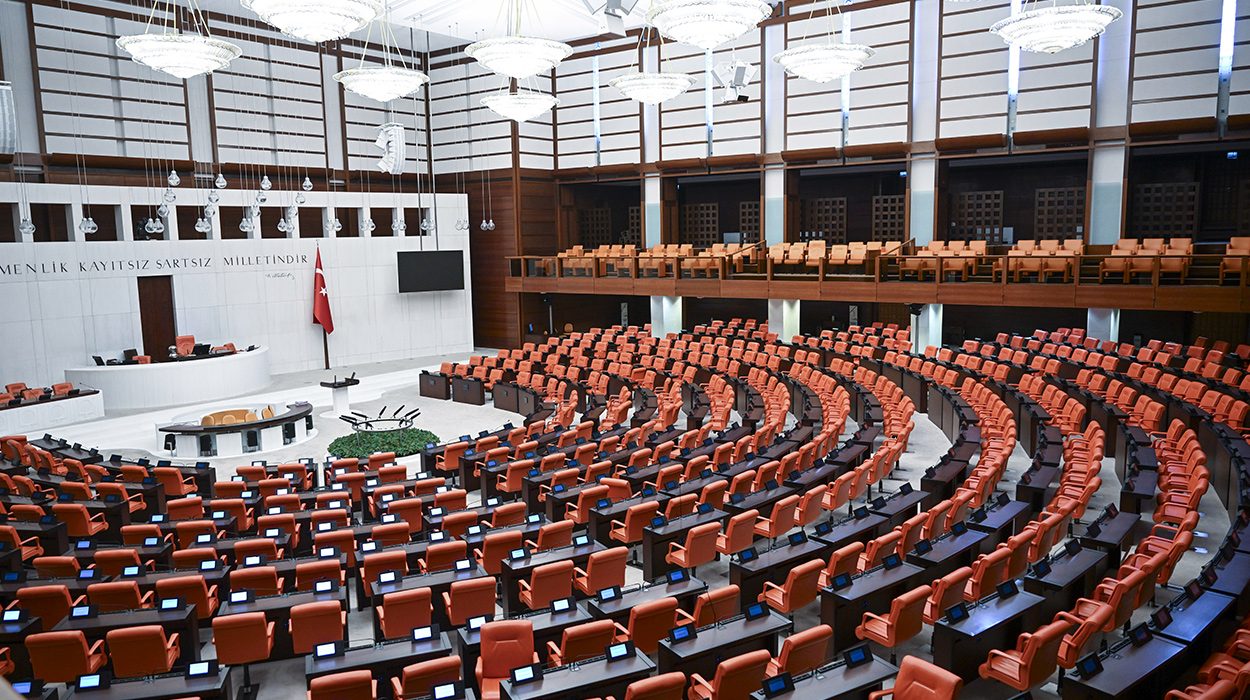 TBMM Yeni Yasama Yılı Açılışı ve Gündem Başlıkları