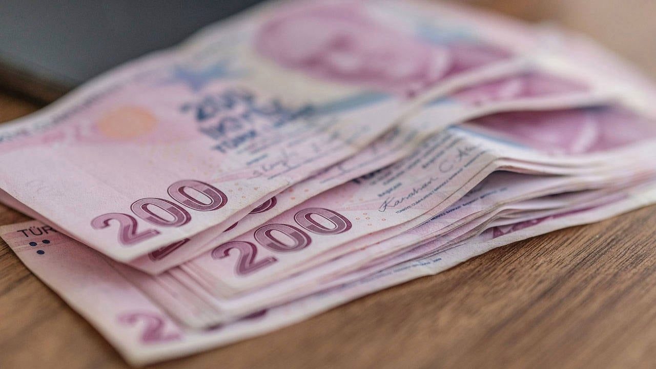 Ticari Kredilerde Takip Oranı Yeniden Yükselişte