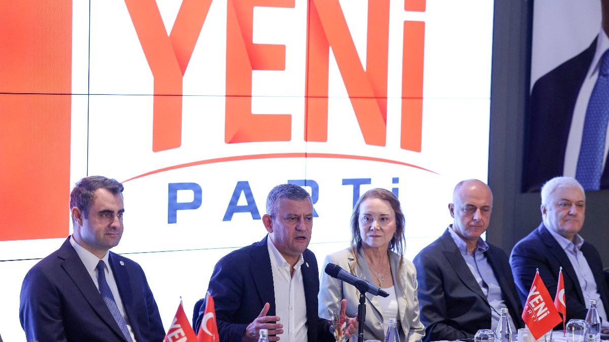Yeni Parti Kurultayı 14-15 Kasım’da Yapılacak